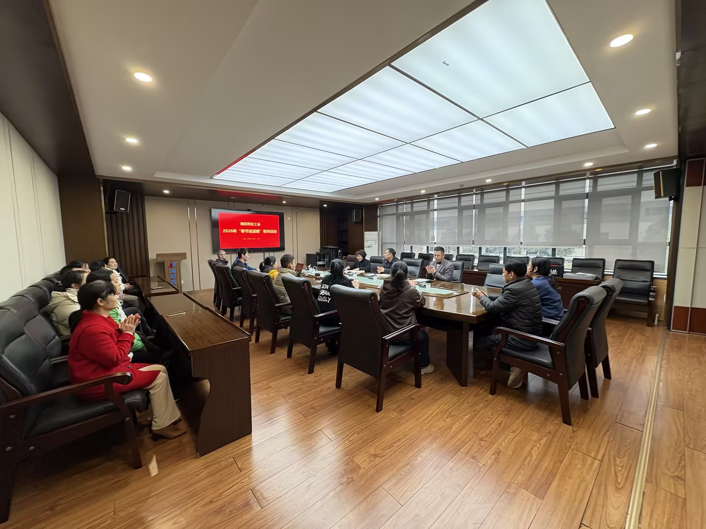 送温暖.jpg 送温暖.jpg